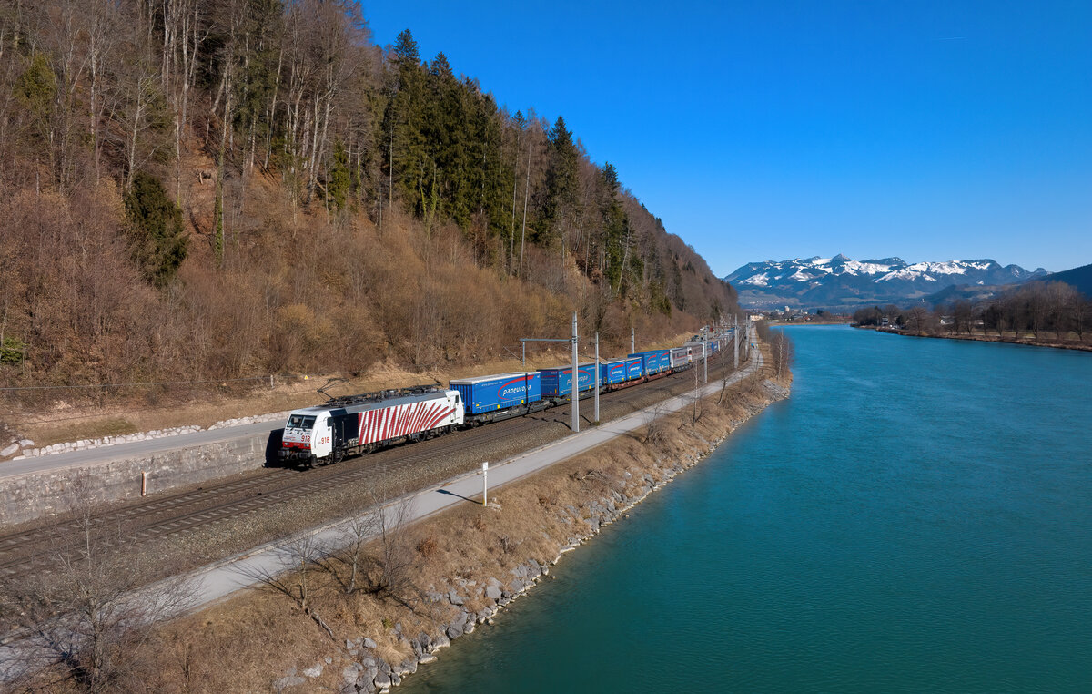 189 918 mit DGS 43821 am 14.02.2023 bei Kufstein.