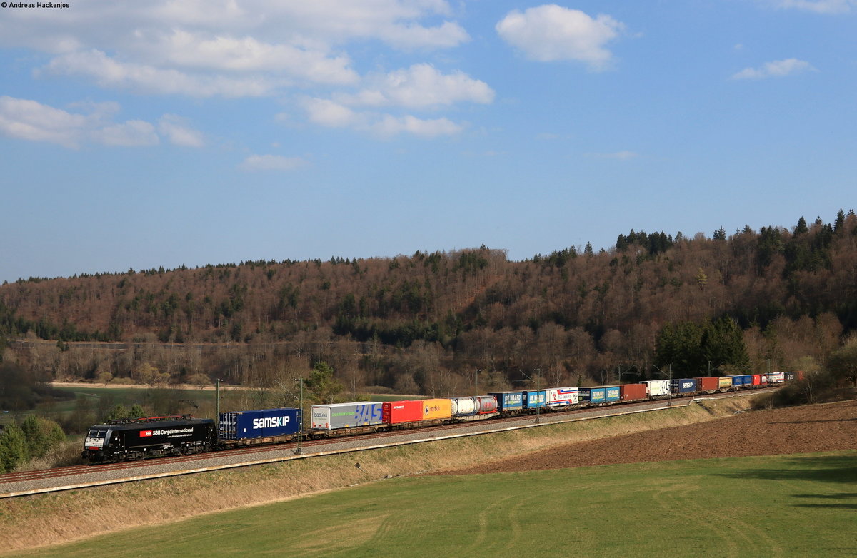 189 984-8 mit dem DGS 40278 (Basel SBB RB-Emmerich) bei Immendingen 8.4.20