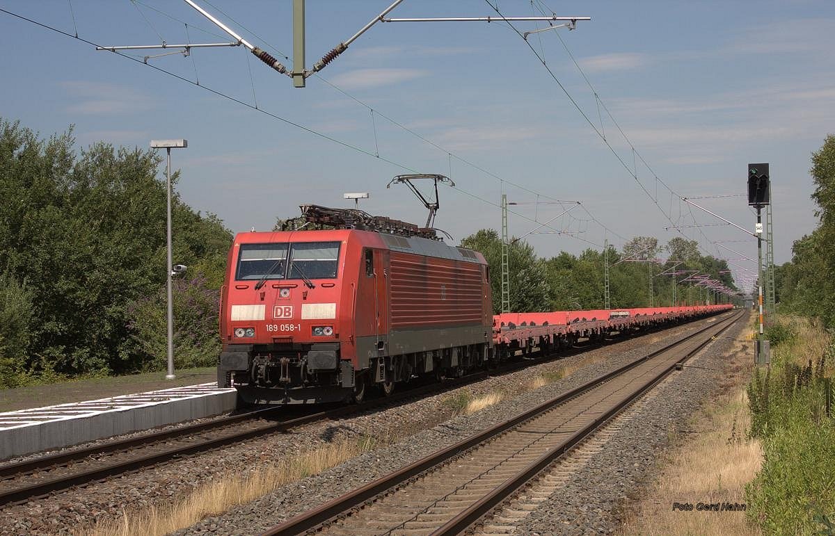 189058 rollt mit einem Leerzug am 4.7.2014 durch Westbevern in Richtung Münster.