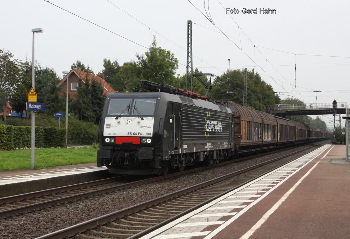 189108 Captrain durchfährt mit einem Güterzug am 4.9.2014 um 11.52 Uhr den Bahnhof Hasbergen in Richtung Münster.