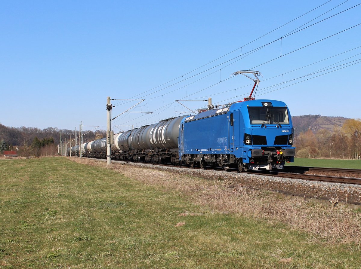 192 013 (LEG) fuhr am 01.04.20 durch Großeutersdorf nach Ingolstadt.