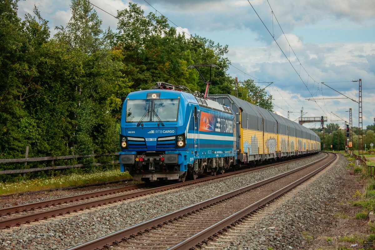 192 015 RTB Cargo mit ARS-Altmann in Thüngersheim, August 2021.