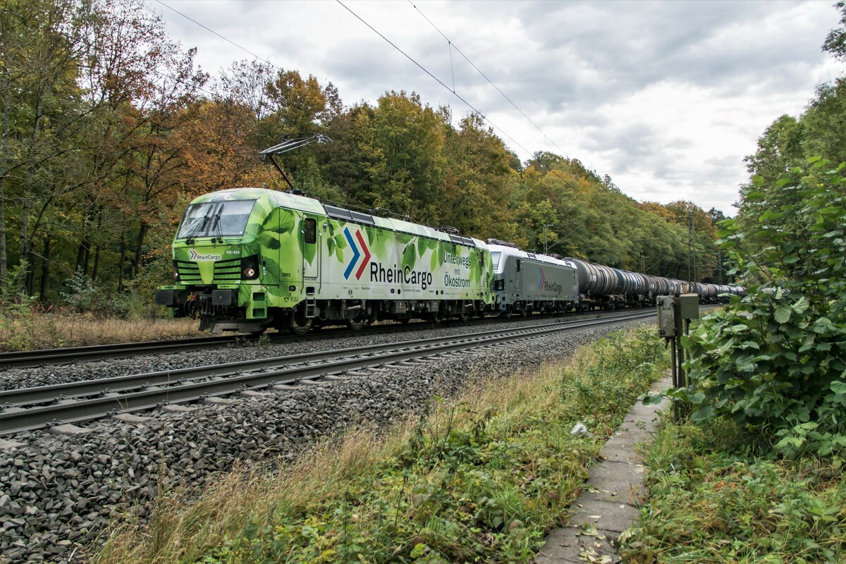 192 033-9 +192 055-2 sind mit einen Kesselzug in Richtung Fulda,Vollmerz 20.10.2021