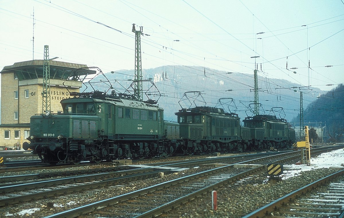 193 013 + 194 080 + 012  Geislingen  03.01.81
