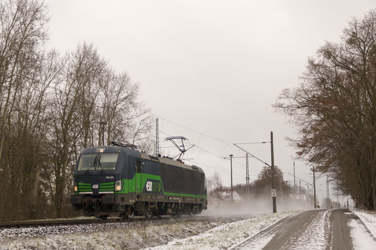 193 201 der ELL auf Lz kommend aus Richtung Schönermark / Uckermark

15/01/2021