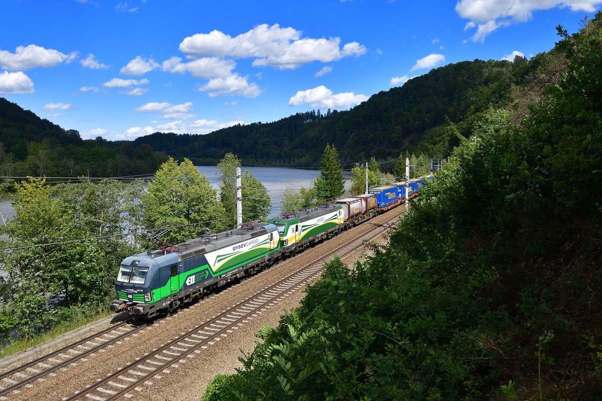 193 246 + 471 004 mit TEC 40649 am 26.08.2020 bei Ingling.