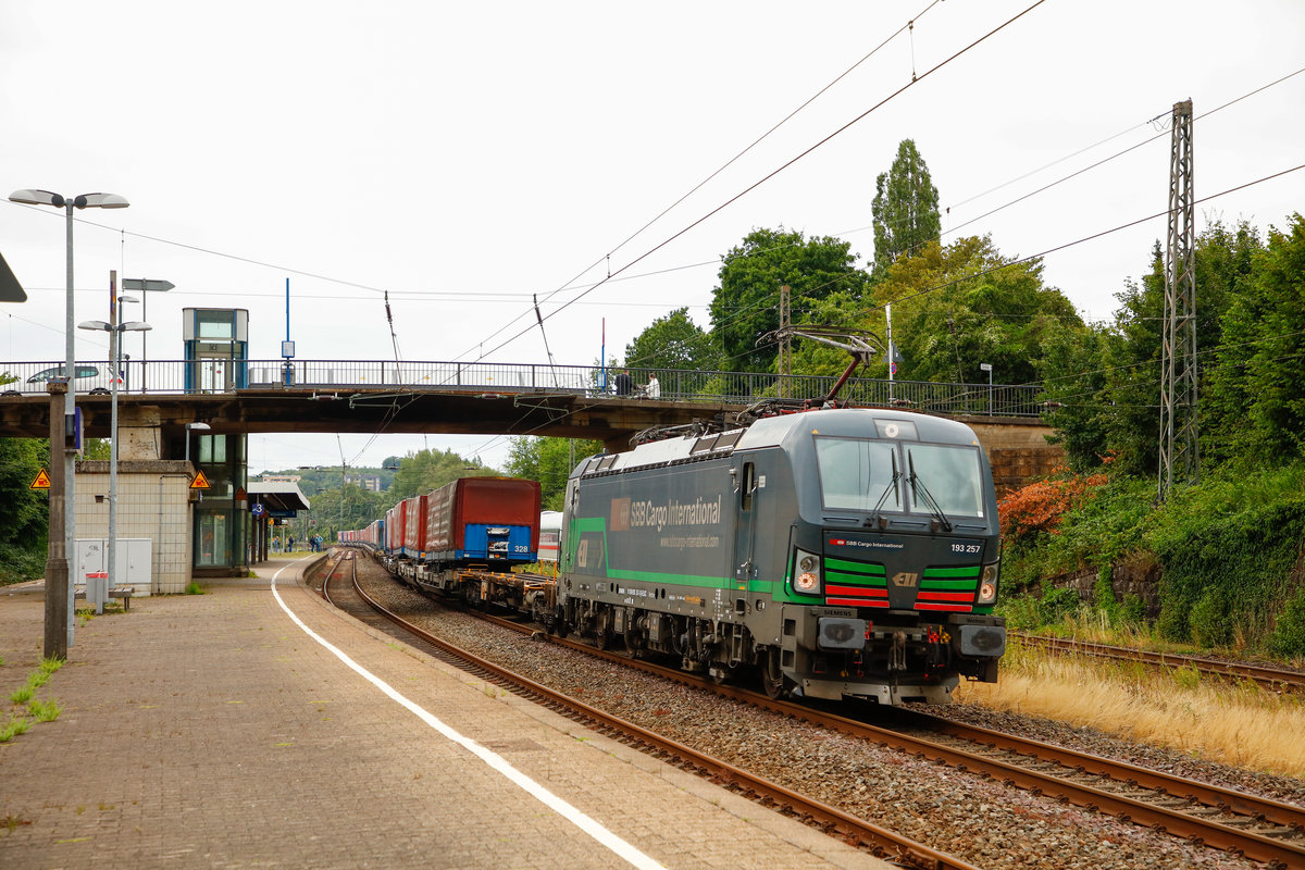 193 257 ELL/SBB Cargo International mit Winner in Wuppertal Sonnborn, am 14.07.2019.
