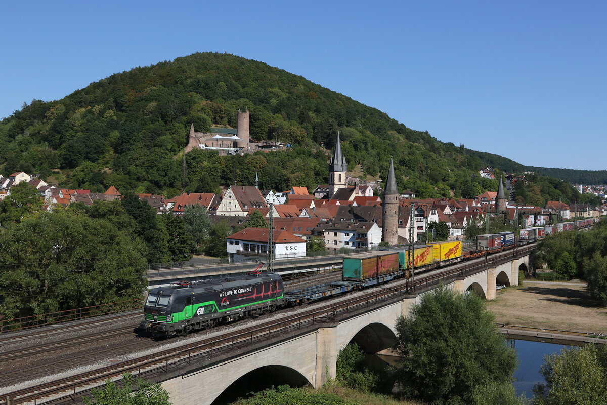 193 265  We love to connect  mit einem  KLV  am 8. August 2022 in Gemünden.