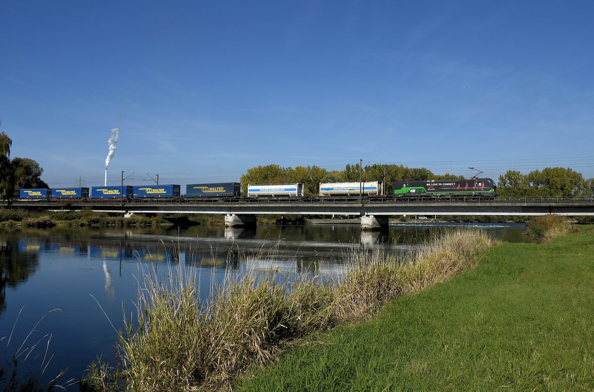 193 274 am 04.10.18 auf der Isarbrücke bei Plattling