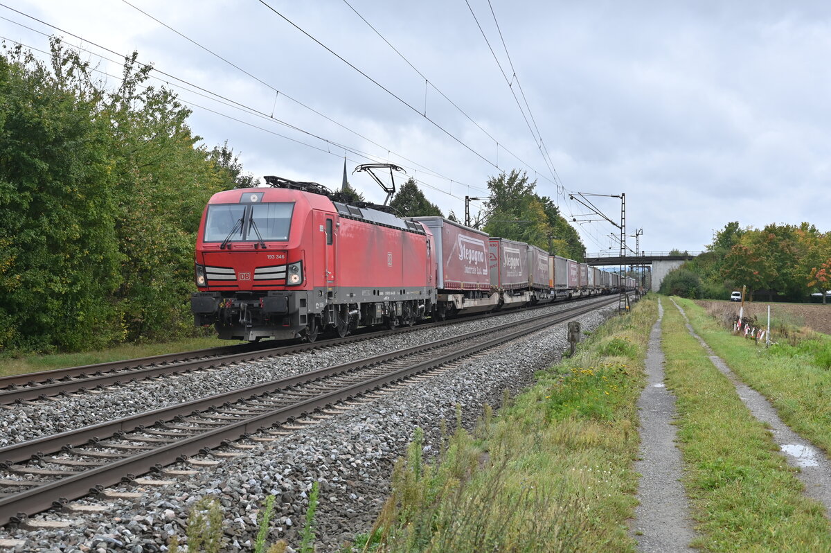 193 346 mit einem KLV in Thüngersheim gen Karlstadt am 5.10.2021