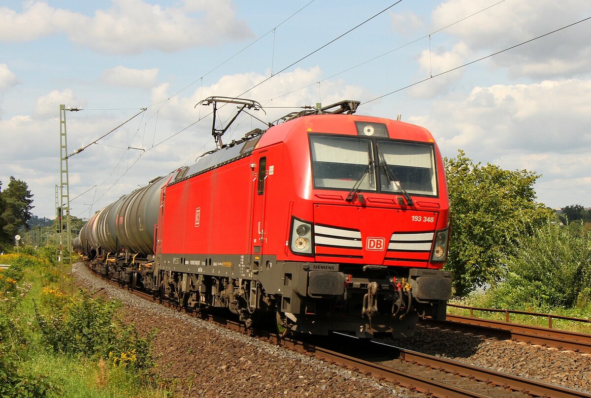 193 348 unterwegs als  Streikbrecher  nahe Königsbach auf der linken Rheinseite am 24.08.2021