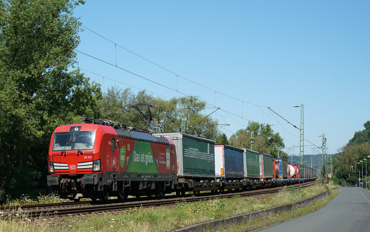 193 357 am 23.07 auf der rechten Rheinstrecke bei Linz (Rhein)