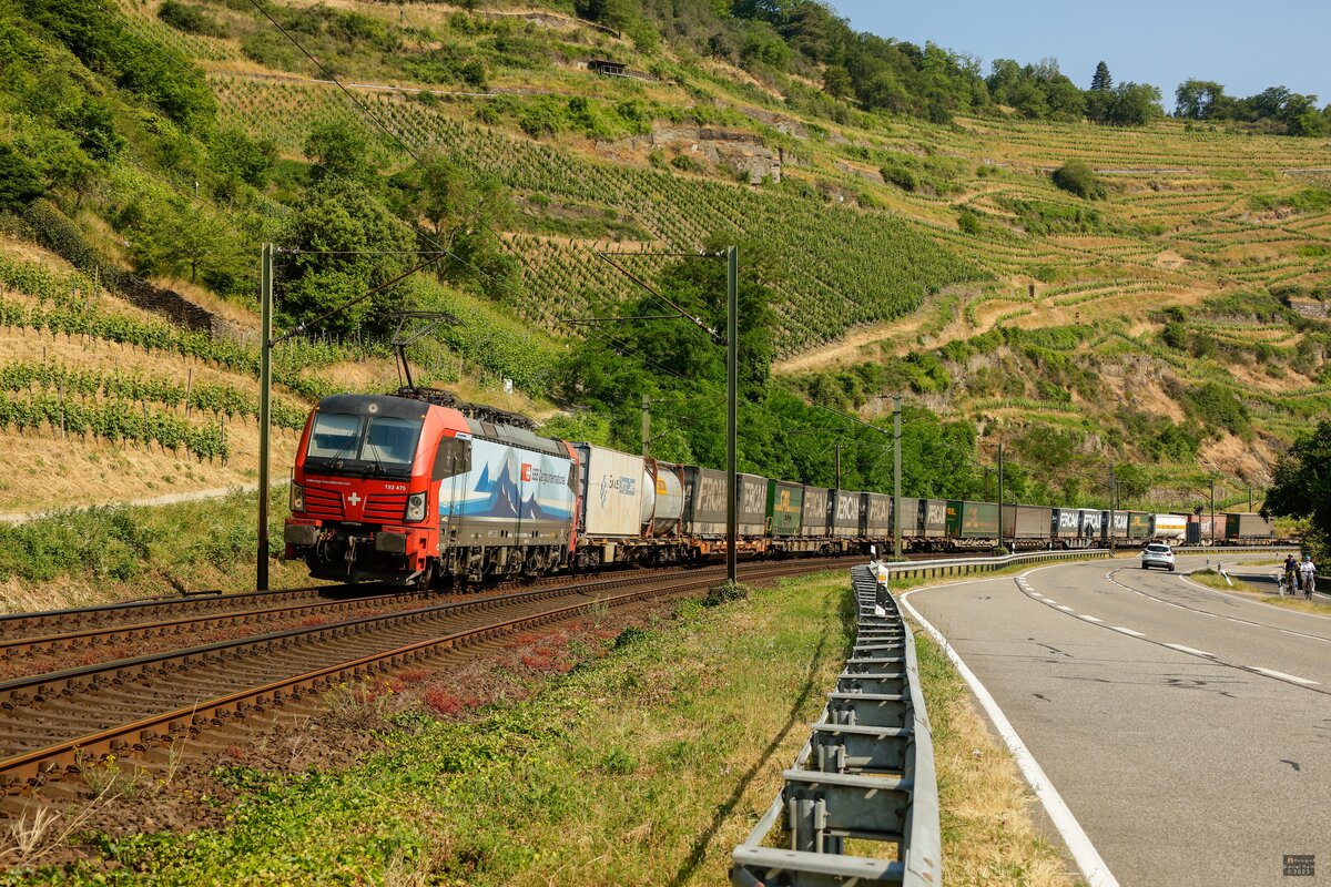 193 475 SBB Cargo International  Domodossola  mit KLV in Oberwesel, Juni 2023.