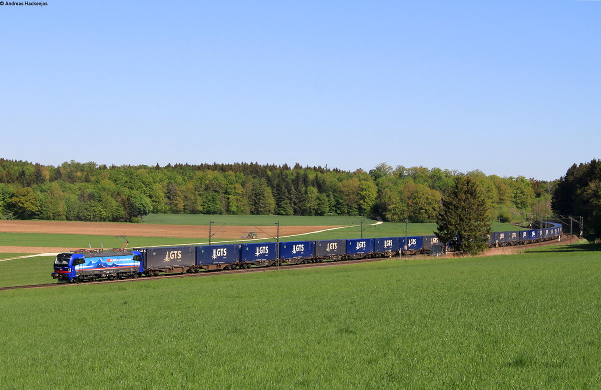193 524-6 mit dem DGS 41051 (Beimerstetten-Castelguelfo) bei Gurgelhau 6.5.20