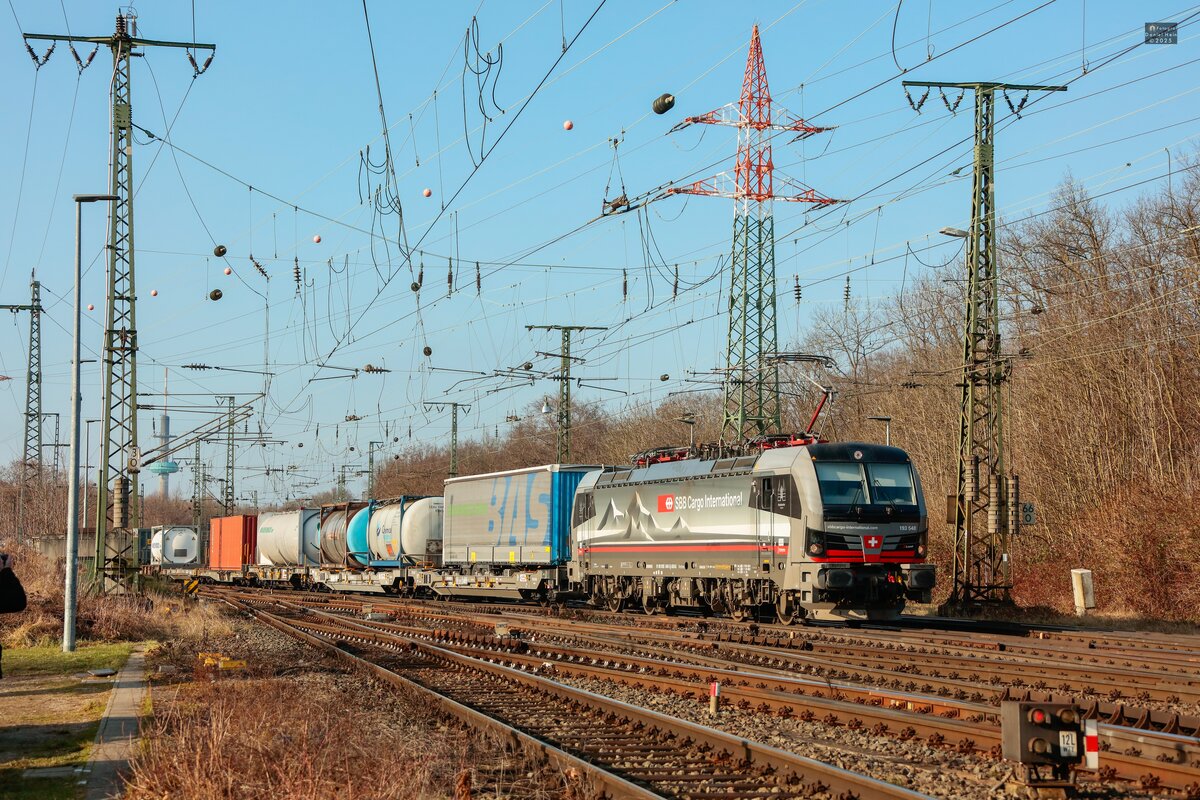 193 548 SBB Cargo International  Holstentor Lübeck  in Köln Gremberg, Februar 2025.