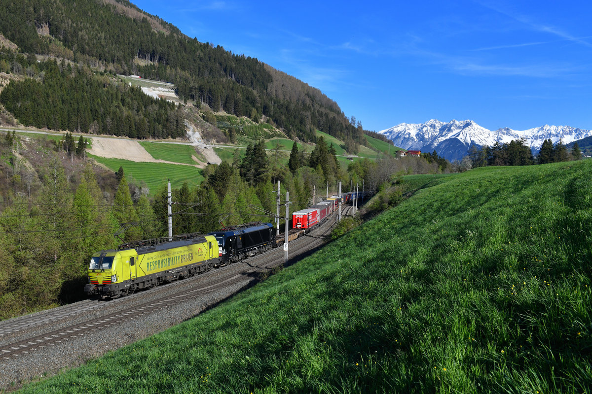 193 553 + 193 673 mit TEC 43153 am 21.04.2018 bei Mühlbachl. 