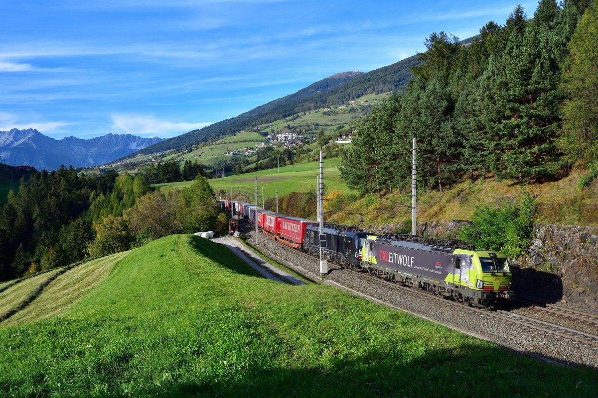 193 554 + 193 660 mit TEC 40561 am 12.10.2019 bei Mühlbachl.