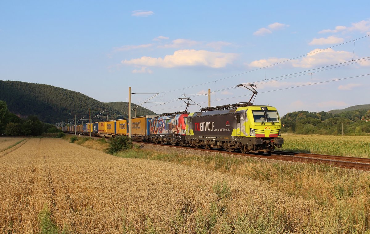 193 554 und 193 640 fuhren am 30.07.18 nach Verona. Hier ist der Zug in Etzelbach zu sehen.