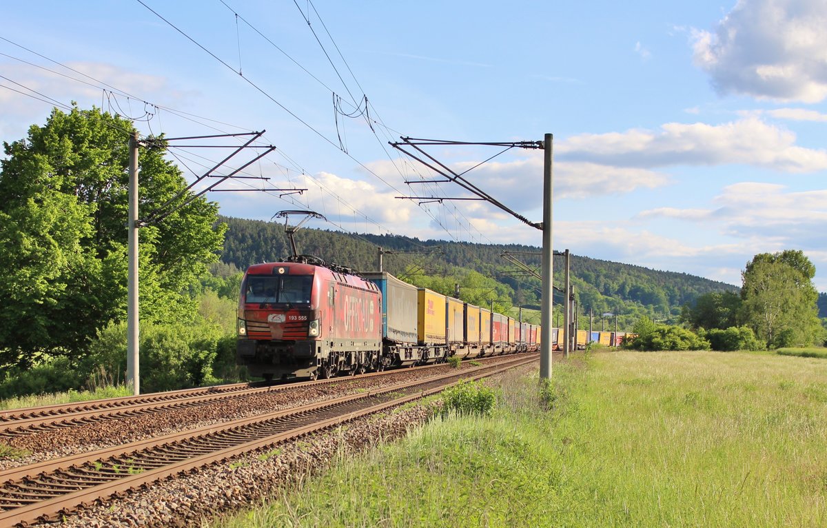 193 555 (43148) zu sehen am 29.05.19 bei Großeutersdorf.