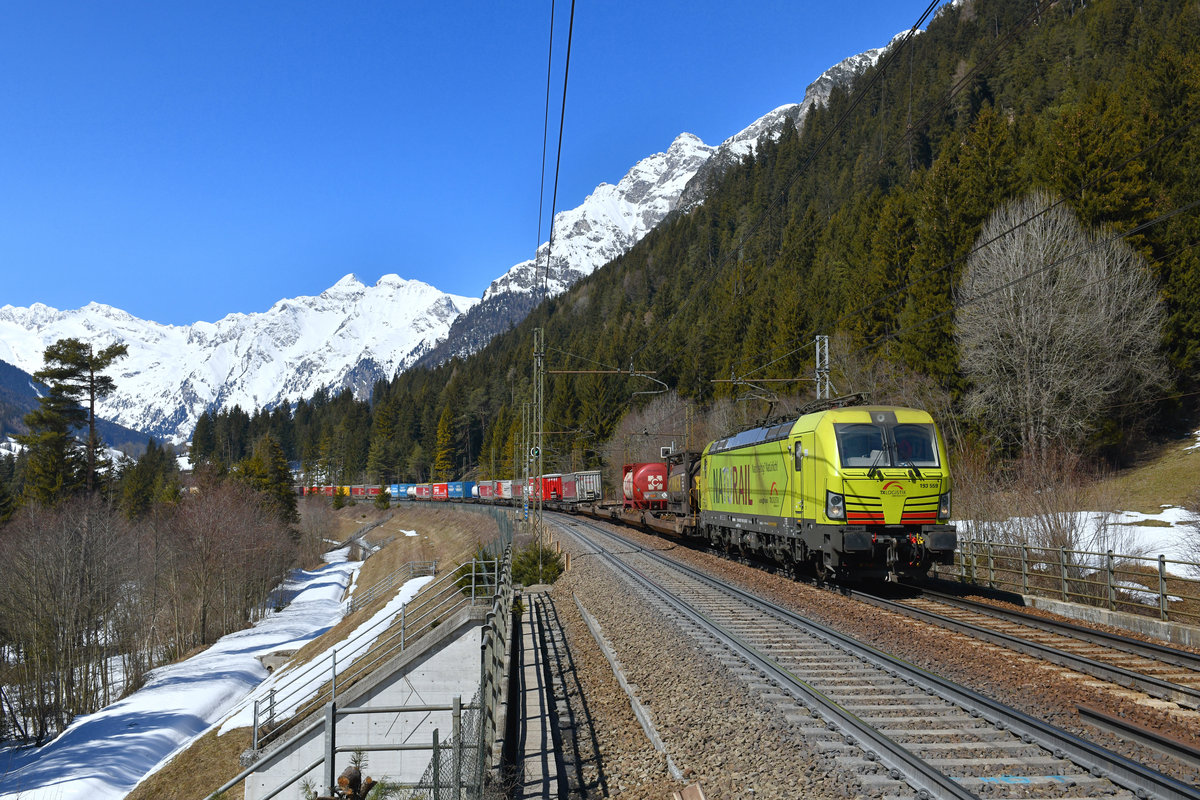 193 559 mit TEC 42155 (ex 43101) am 24.03.2018 bei Gossensass. 