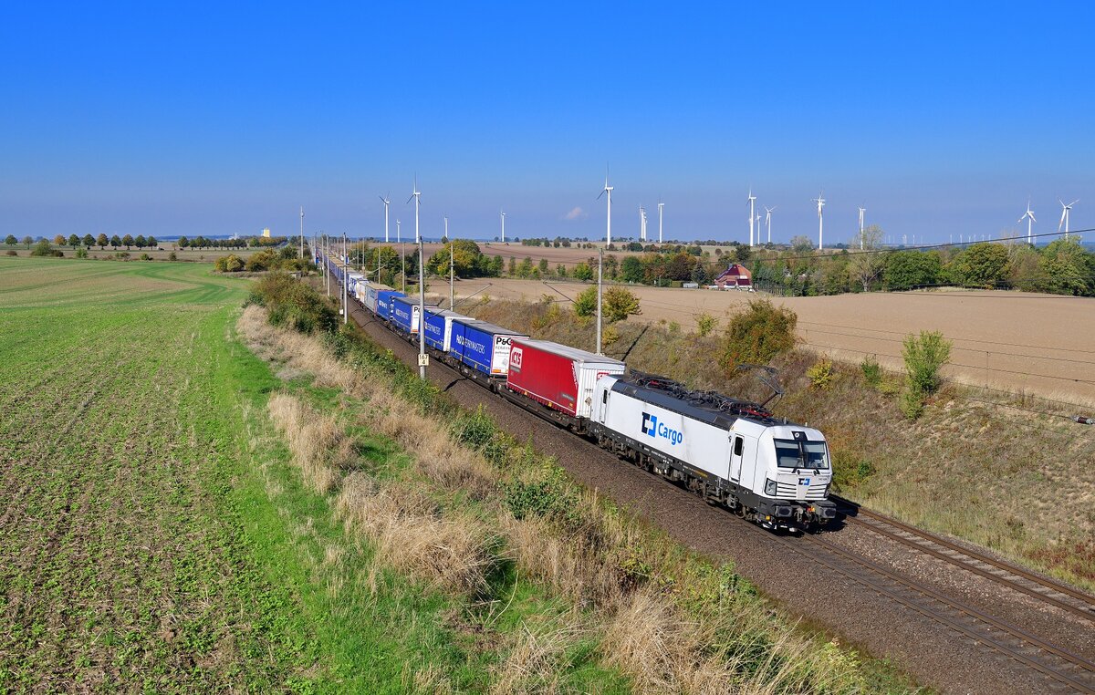 193 585 mit einem KLV am 30.09.2022 bei Ovelgünne.