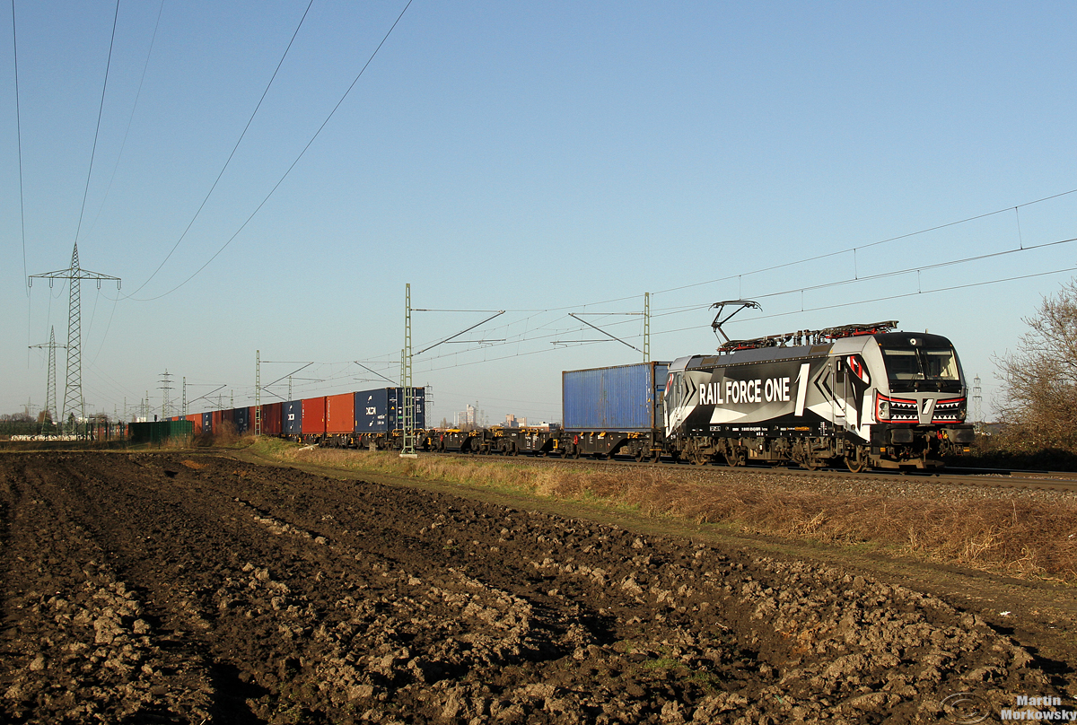 193 623  Sharky  bei Hürth-Fischenich am 21.02.2021