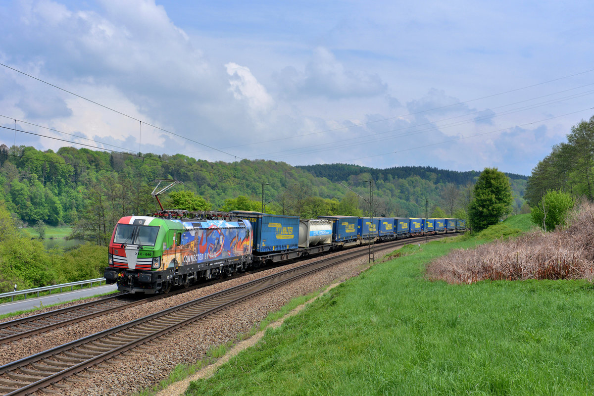193 640 mit DGS 43946 am 04.05.2017 bei Sandbach. 