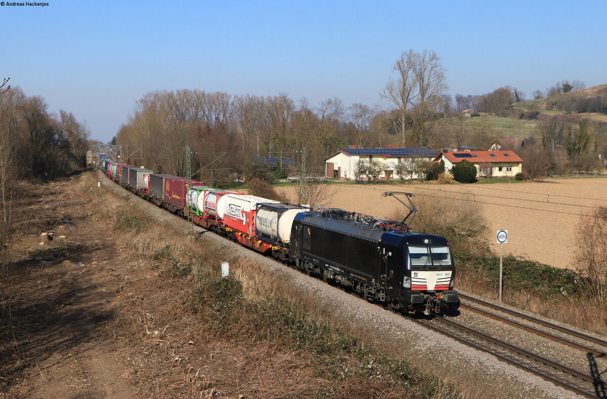 193 660-8 mit dem DGS 40027 (Pernis - Mortara) bei Riegel 4.3.22