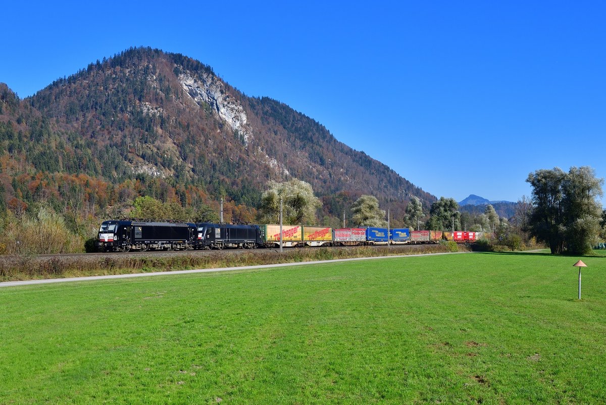 193 672 + 182 522 mit TEC 43105 am 26.10.2019 bei Schaftenau.