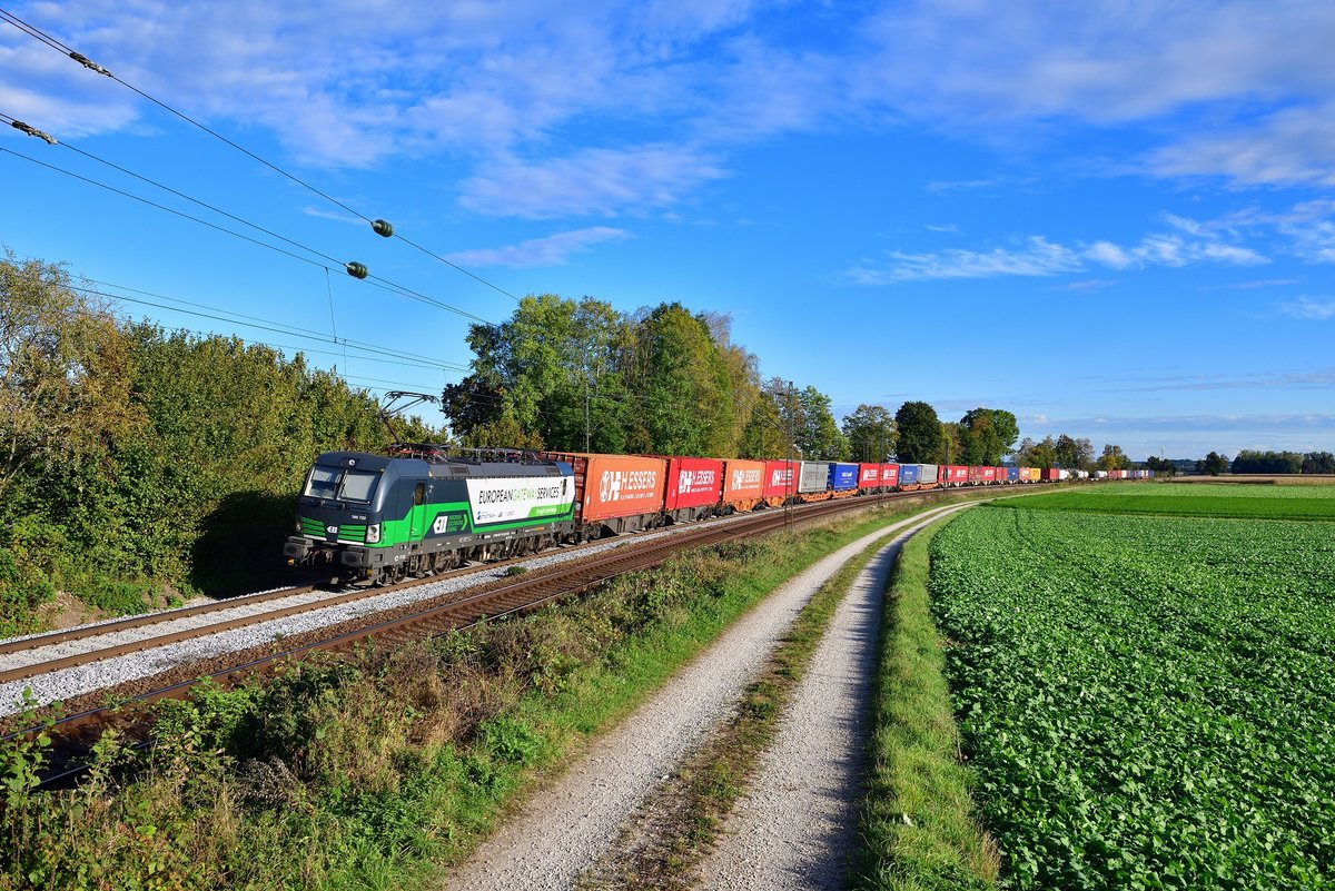 193 732 mit DGS 40668 am 04.10.2020 bei Langenisarhofen.