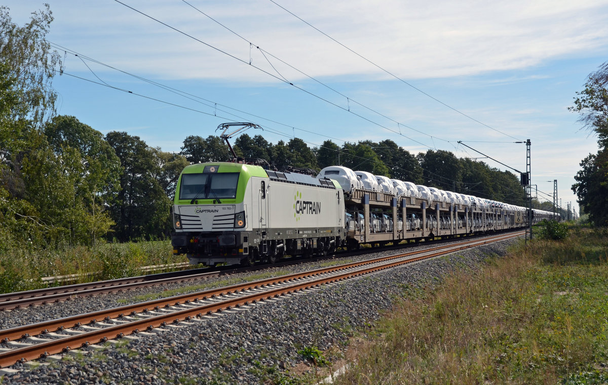 193 783 führte am 26.09.18 einen BLG-Autozug durch Jütrichau Richtung Magdeburg.