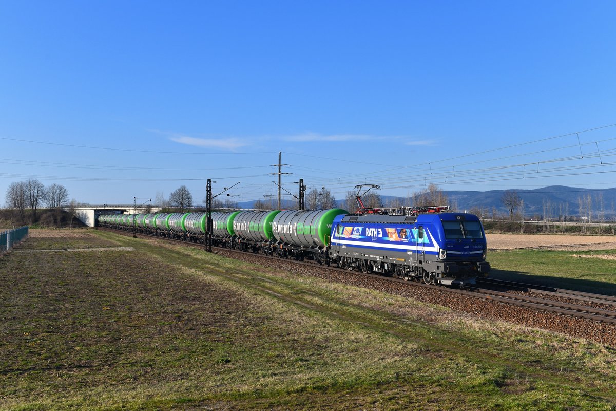 193 793 mit DGS 45183 am 20.03.2019 bei Plattling. 