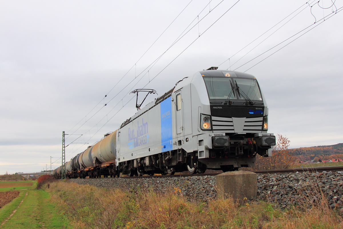 193 810-0 Rurtalbahn bei Lichtenfels am 10.11.2015.