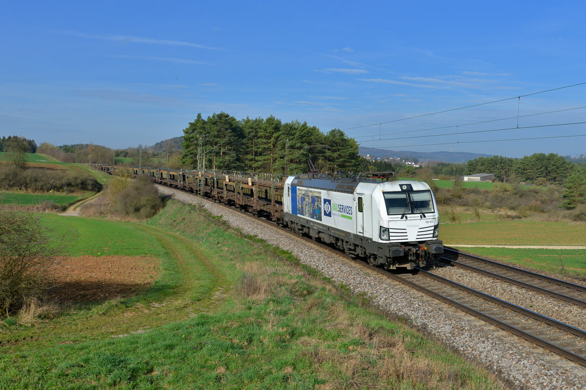 193 813 mit DGS 47161 am 05.04.2016 bei Kerschhofen. 