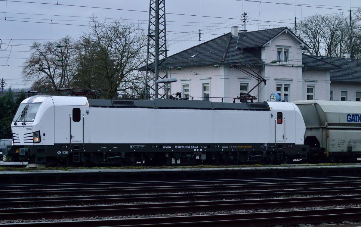193 815-8 in Neckarelz 12.12.2015