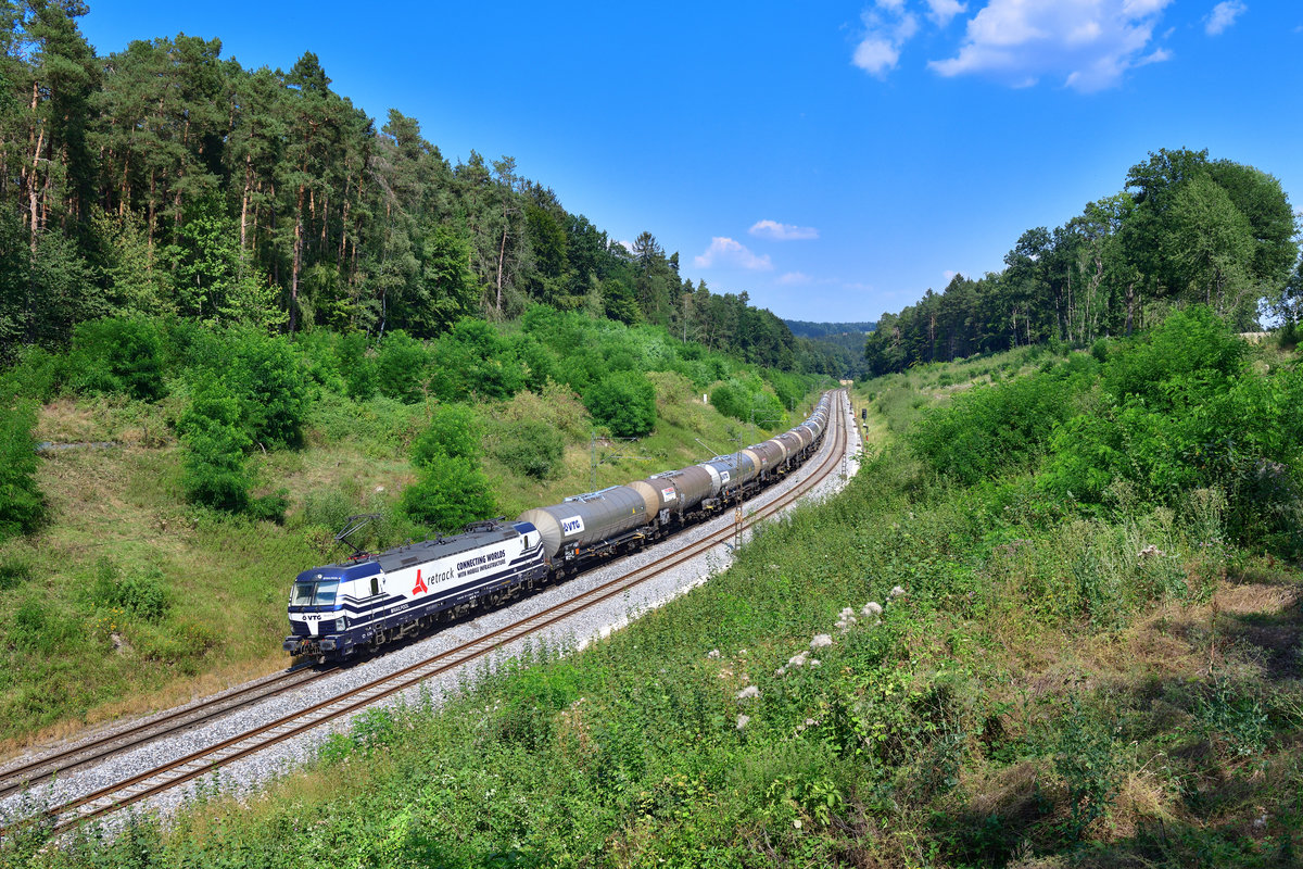 193 817 mit DGS 47198 am 09.08.2020 bei Sinngrün.