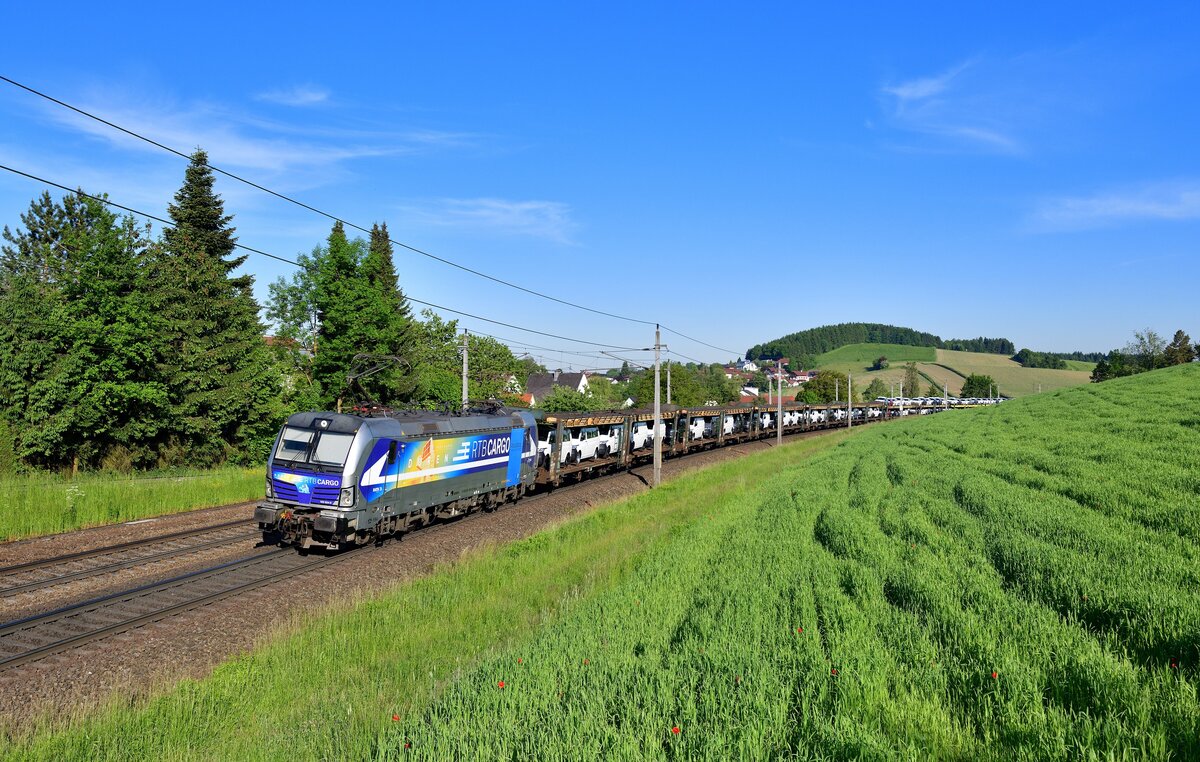 193 824 mit GAG 47143 am 03.06.2021 bei Haiding. 