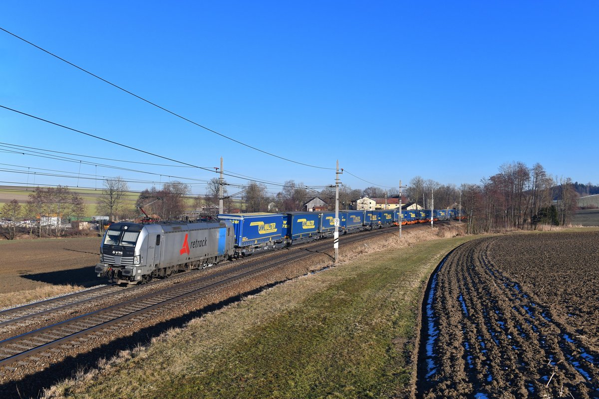 193 825 mit TEC 40656 am 15.02.2019 bei Kimpling. 