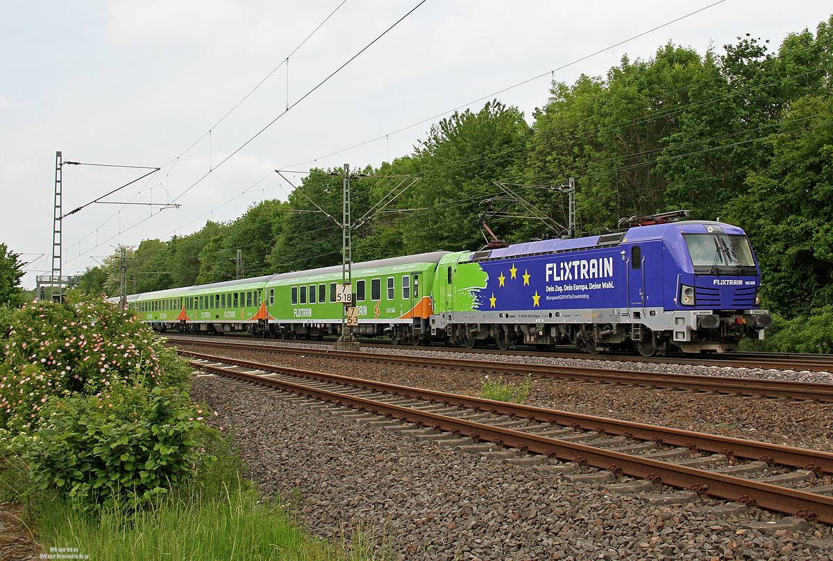 193 826 am FLX28702 Berlin-Köln bei Köln Stammheim am 23.05.2019