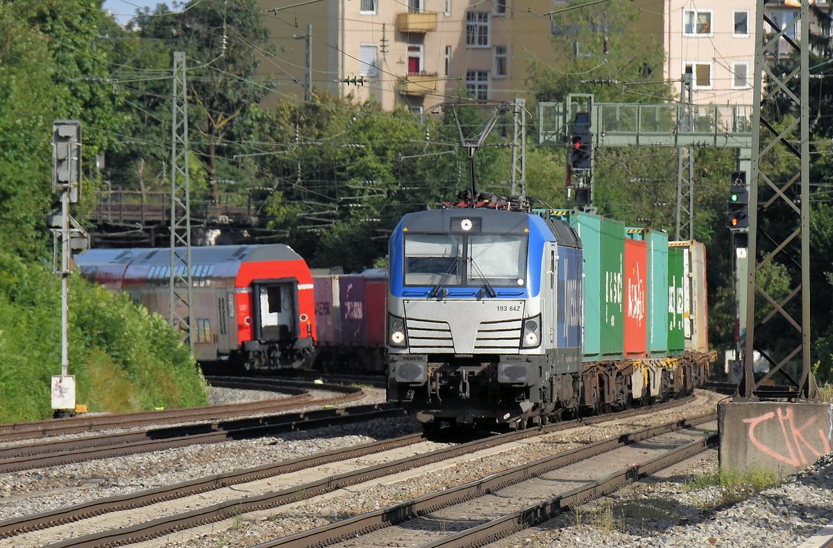 193 842 am 29.07.16 am Münchner Heimeranplatz