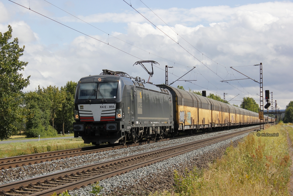 193 855/X4 E-855 MRCE Vectron mit einem ARS Altmannzug am 29.07.2015 in Thüngersheim.