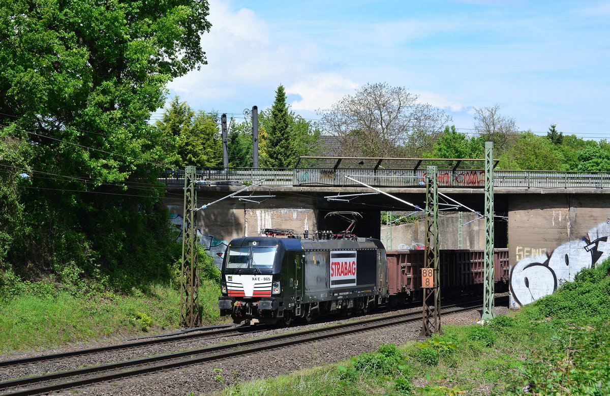 193 865 war am 14.5.17 für Strabag unterwegs und zog einige Eanos durch Bonn Beuel gen Köln.

Bonn Beuel 14.05.2017