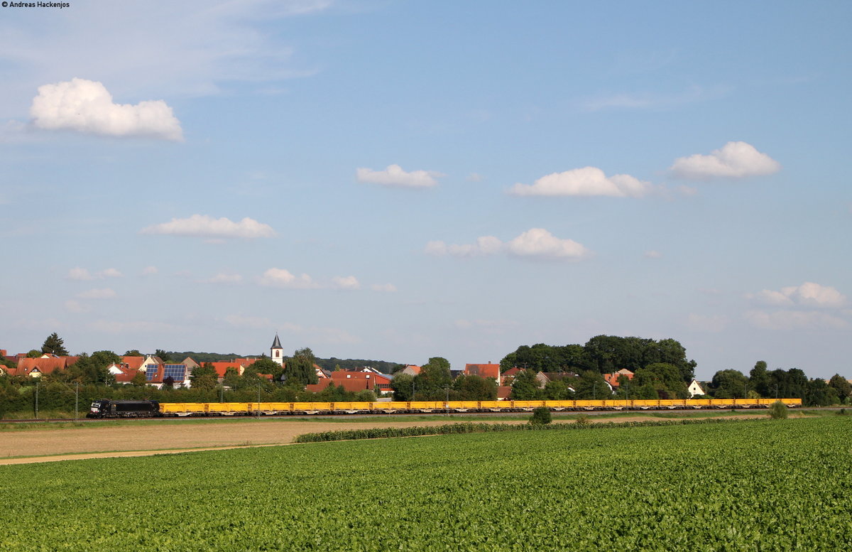 193 866-1 mit einem Bauz bei Moos 15.8.16