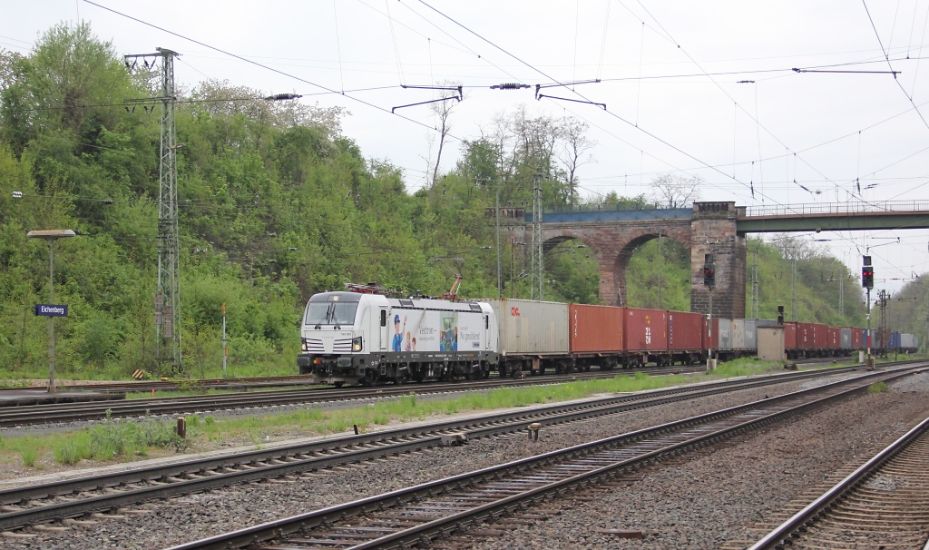 193 922-2 mit Containerzug in Fahrtrichtung Norden. Aufgenommen am 11.05.2013 in Eichenberg.