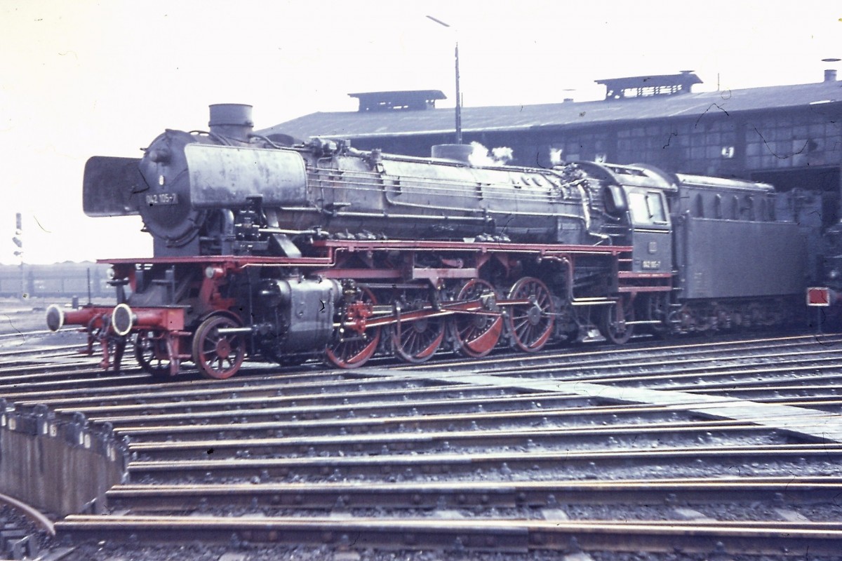 1974 Oktober - Bw Rheine - 042 105