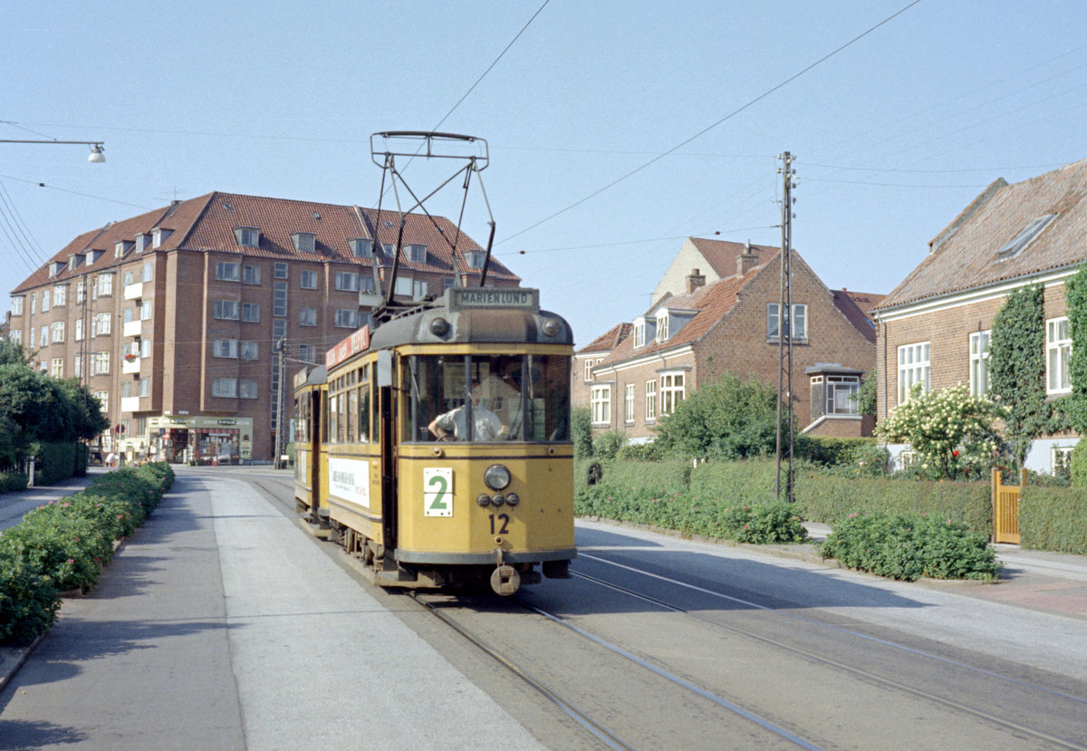 Århus / Aarhus Århus Sporveje SL 2 (Tw 12) Århus N, Marienlunds Allé am 8. August 1969. - Scan eines Farbnegativs. Film: Kodak Kodacolor X.