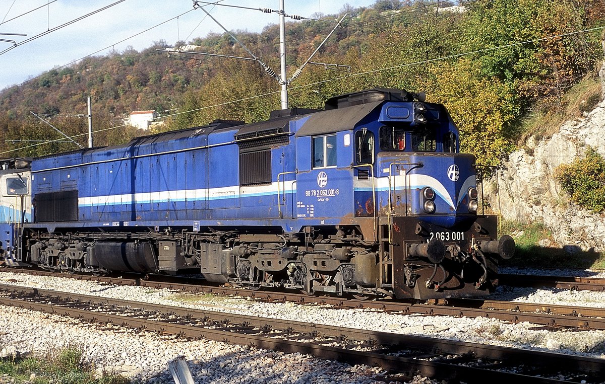 2 063 001  Plase  21.10.12