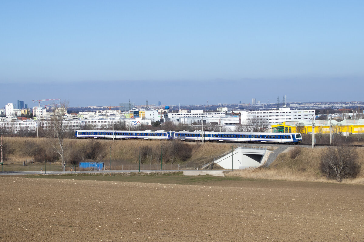 2 4020 am Weg Richtung Wien aufgenommen bei Mödling am 28.02.2021