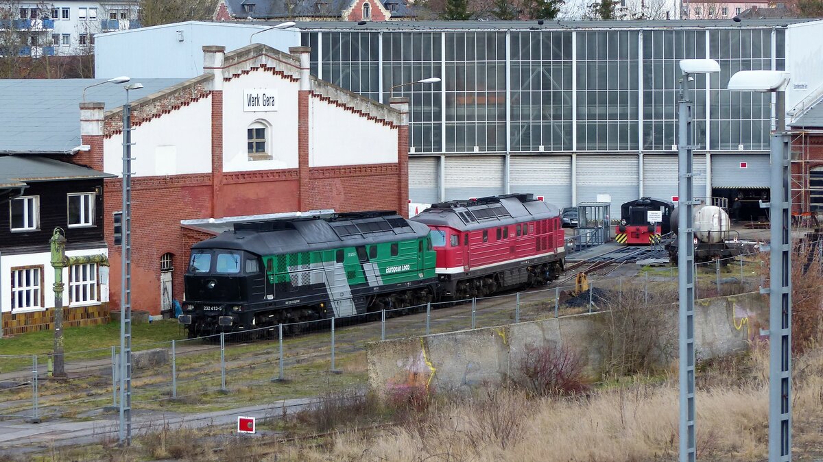 2 Ludmilas, Skinest Rail 232 413-5 und Budamamar West 232 701-3 verbringen Weihnachten 2022 in der neuen Eisenbahnwelt Gera 