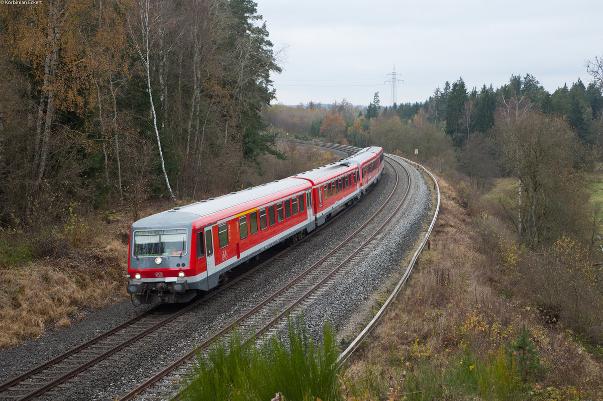 2 Vertreter der Baureihe 628 bei Martinlamitz auf dem Weg nach Süden, 12.11.2016